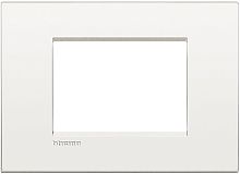 Рамка прямоугольная Legrand BTicino LivingLight 3 мод белый  картинка